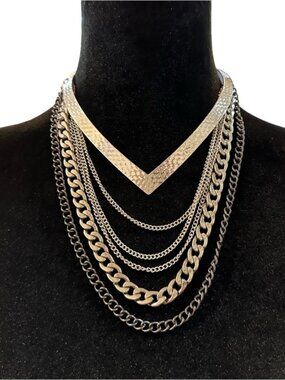 Steve Madden Multi-Layer Silver & Dark Gray Chain Necklace With V-Shaped